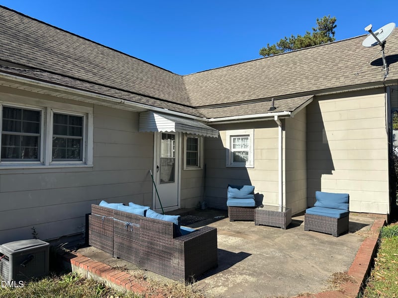 411 J St, Erwin, NC 28339