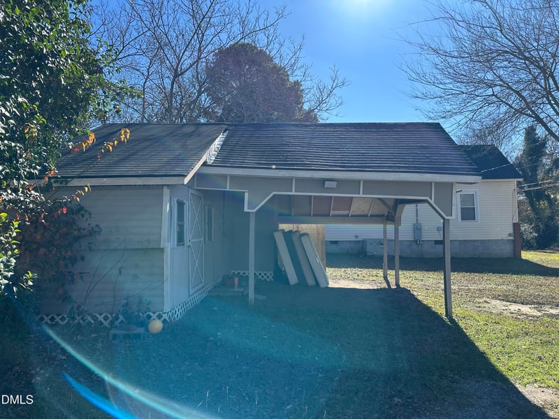 411 J St, Erwin, NC 28339