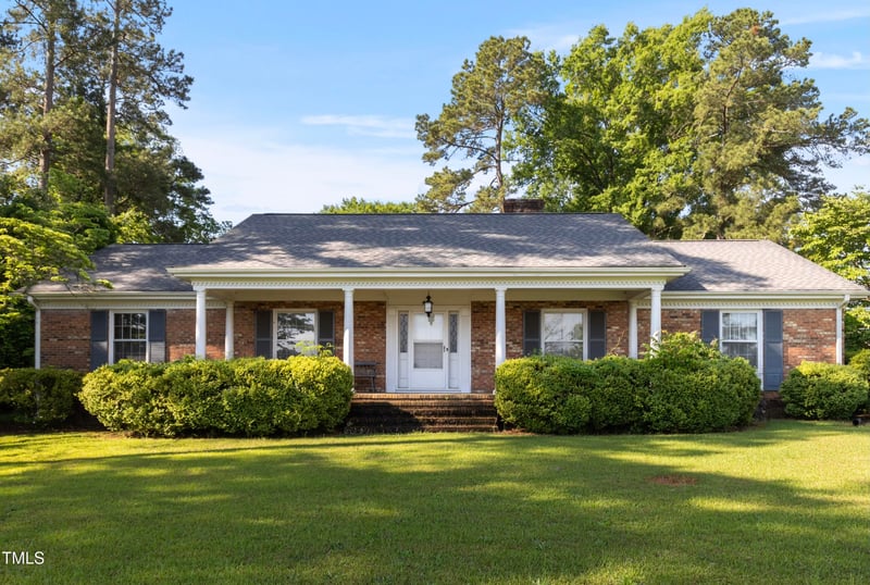 411 Killiegrey St, Lillington, NC 27546