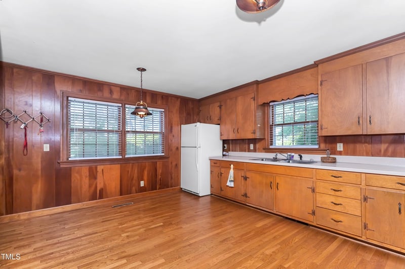 411 Killiegrey St, Lillington, NC 27546
