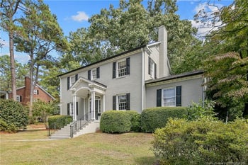 411 Lakeshore Dr, Fayetteville, NC 28305