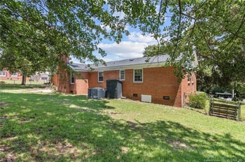 411 Lotus Dr, Fayetteville, NC 28303