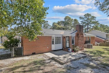 411 Lotus Dr, Fayetteville, NC 28303
