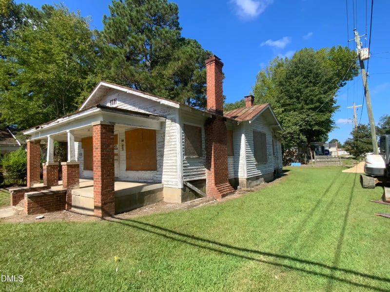 411 N Magnolia Ave, Dunn, NC 28334