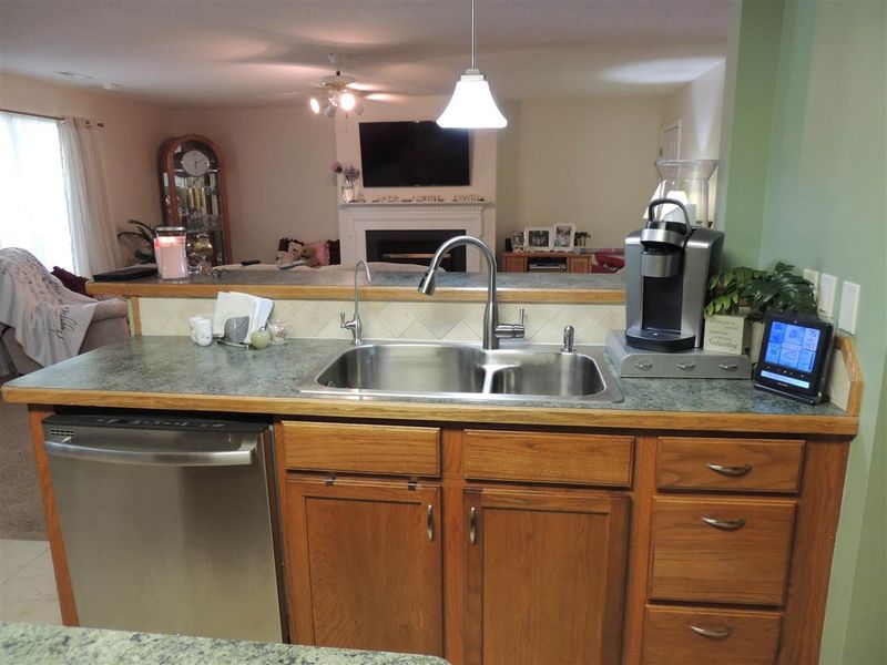 411 Mayview Dr, Creedmoor, NC 27522