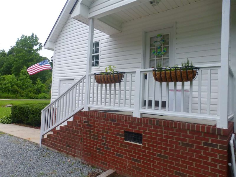411 Pennyroyal Ln, Garner, NC 27529