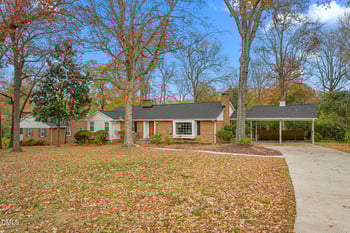 411 Shadowbrook Dr, Burlington, NC 27215