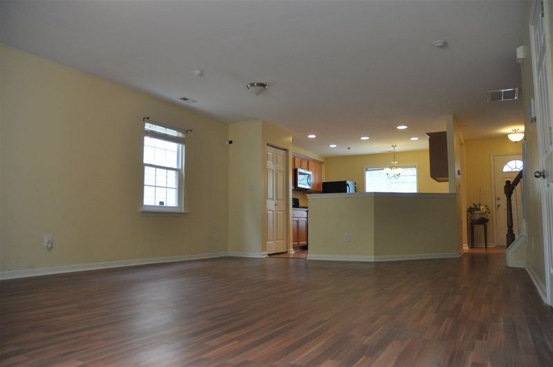 411 St John Dr, Durham, NC 27703