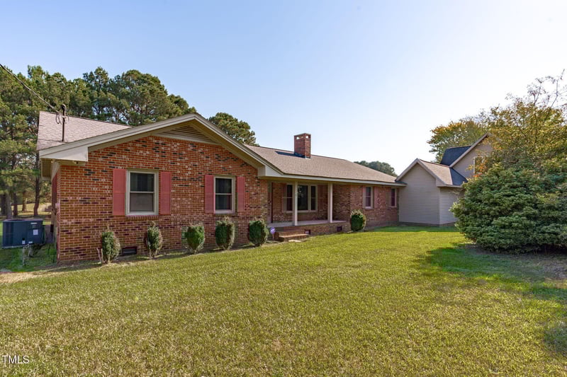 411 Tant Rd, Zebulon, NC 27597