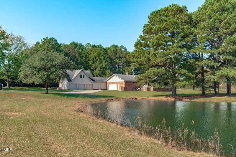 411 Tant Rd, Zebulon, NC 27597