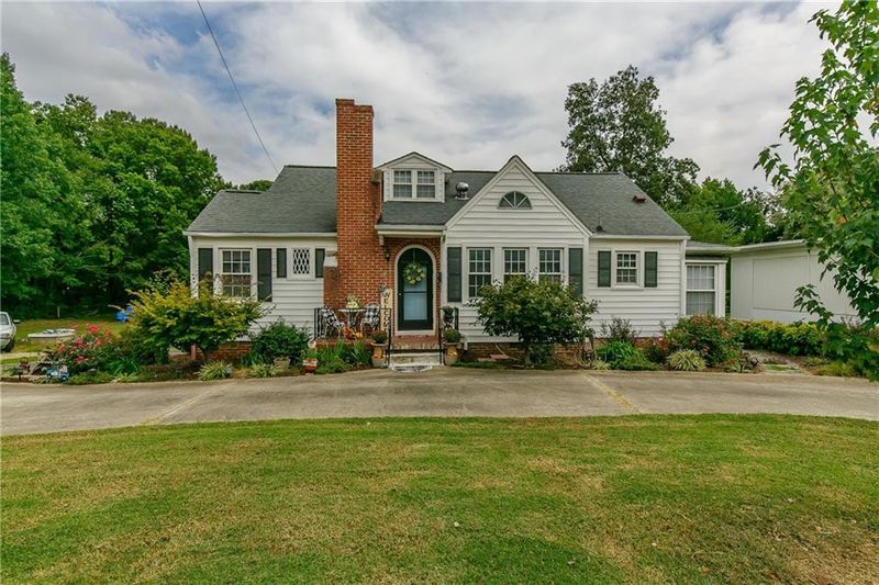 411 Trail One, Burlington, NC 27215