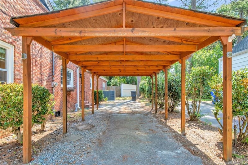 411 Vista Dr, Fayetteville, NC 28305