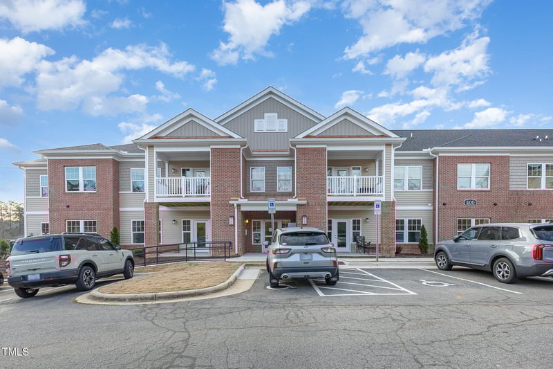 411 Weather Ridge Ln #45, Cary, NC 27513