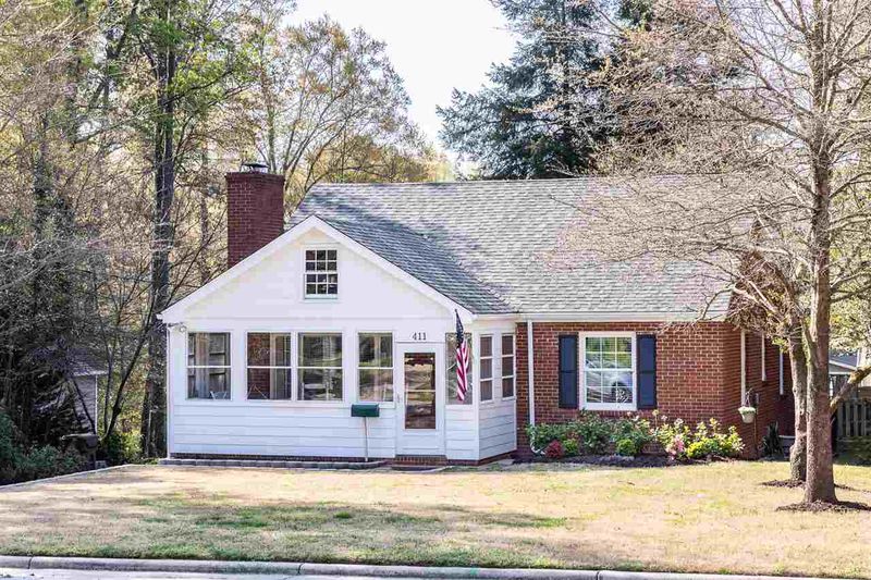 411 Willow St, Cary, NC 27511
