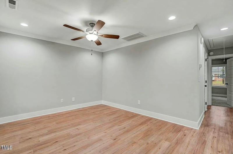 411 Woodrow St, Goldsboro, NC 27530