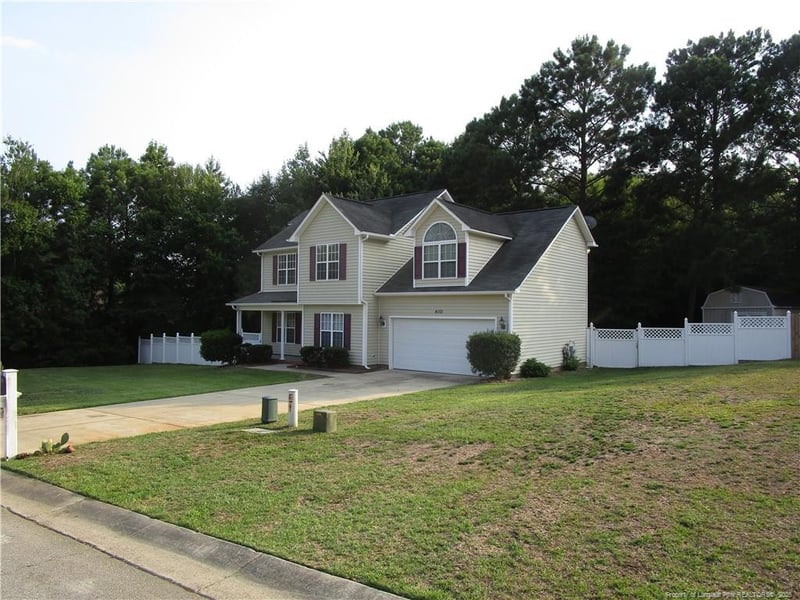 4110 Craigwood Ln, Hope Mills, NC 28348