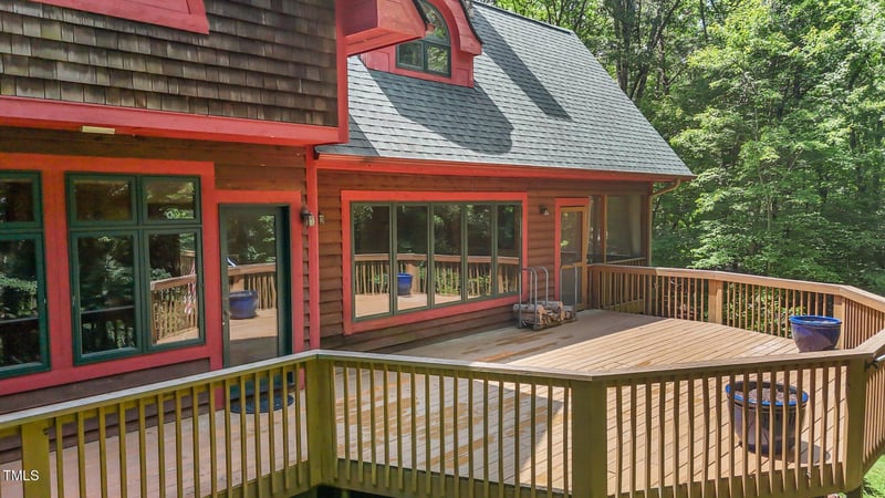 4110 Stoneycreek Rd, Chapel Hill, NC 27514