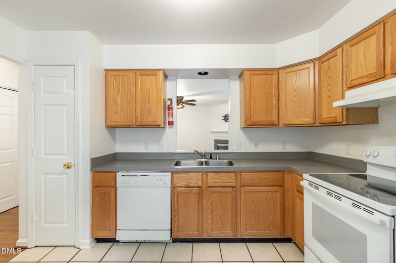 4111 St James Church Rd, Raleigh, NC 27604