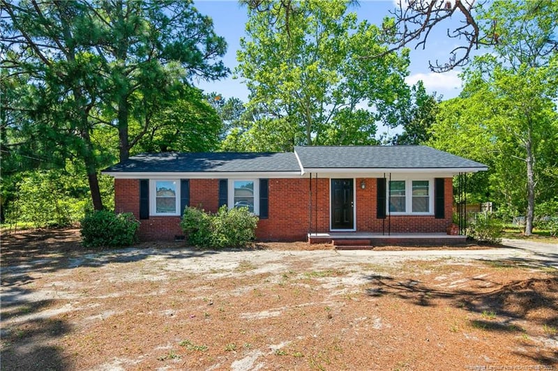 4112 Legion Rd, Hope Mills, NC 28348