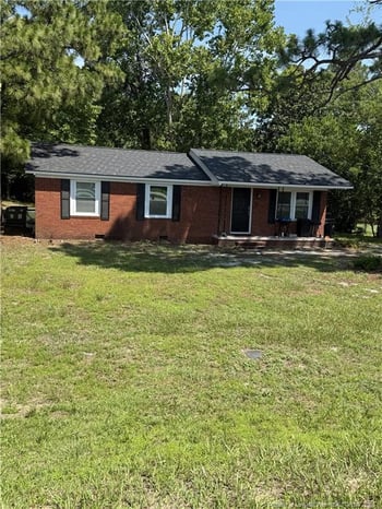 4112 Legion Rd, Hope Mills, NC 28348