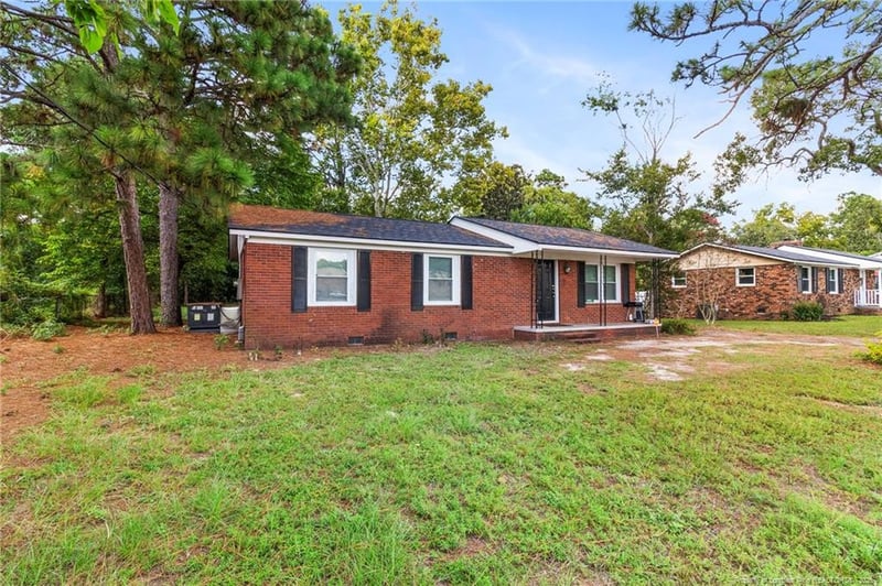 4112 Legion Rd, Hope Mills, NC 28348