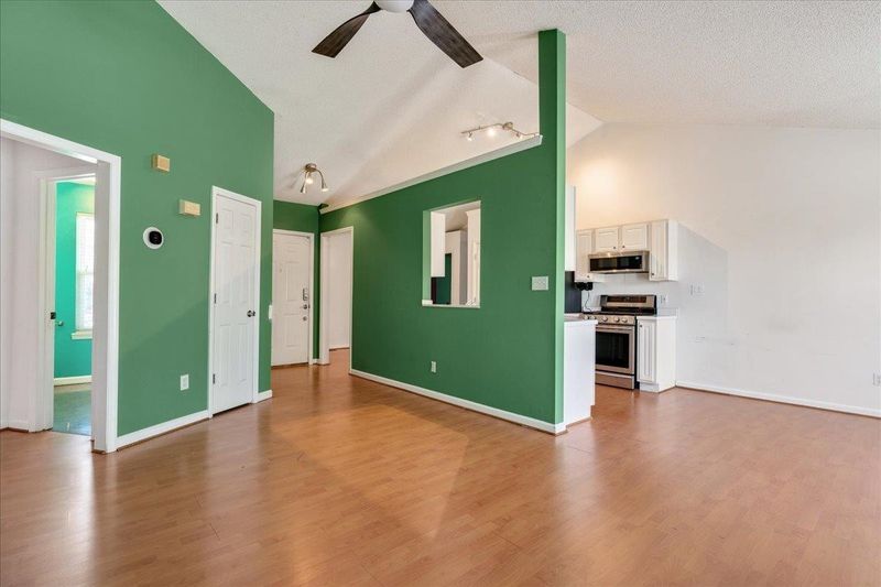 4112 Mardela Spring Dr, Raleigh, NC 27616