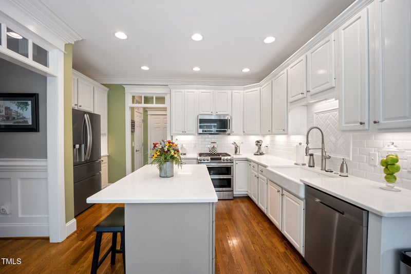 4113 Falls River Ave, Raleigh, NC 27614