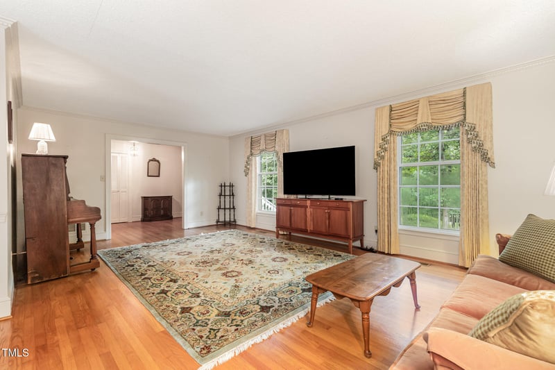 4113 Glen Laurel Dr, Raleigh, NC 27612