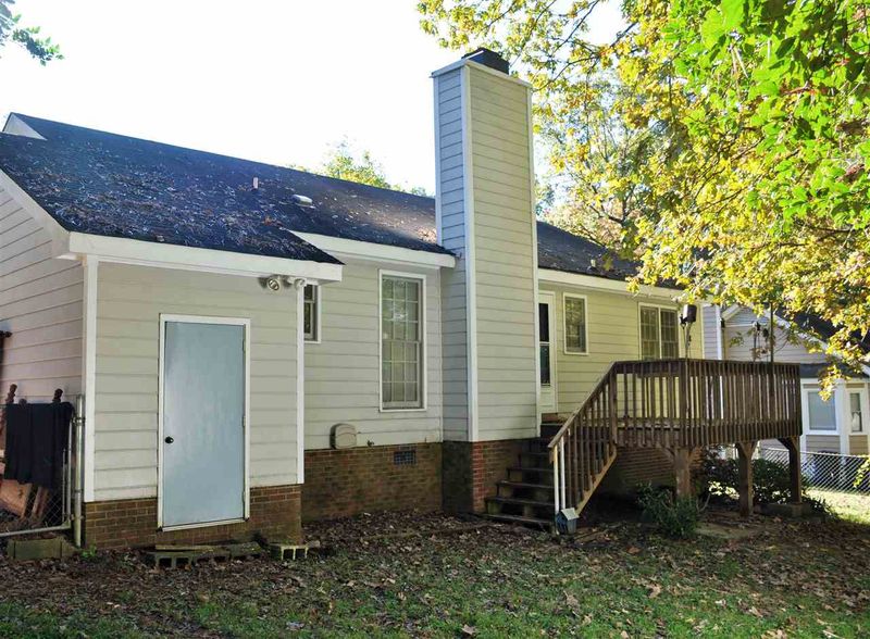 4113 Timberbrook Dr, Raleigh, NC 27616