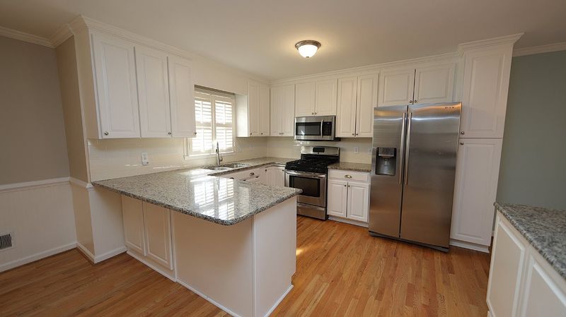 4115 Rockingham Dr, Raleigh, NC 27609