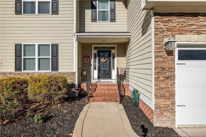 4116 Fallberry Dr, Fayetteville, NC 28306