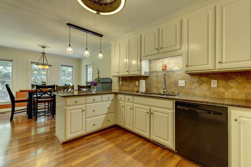 4117 High Mountain Dr, Raleigh, NC 27603