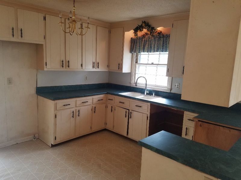 4118 Converse Rd, Durham, NC 27703
