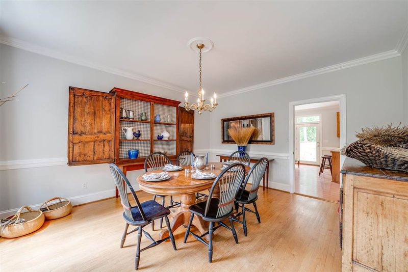 4118 Swarthmore Rd, Durham, NC 27707