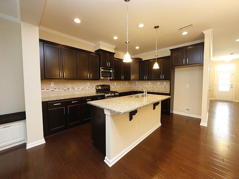 4118 Vallonia Dr, Cary, NC 27519