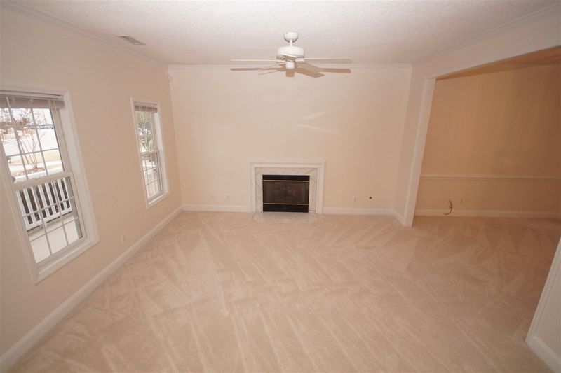 4119 Beaufain St, Raleigh, NC 27604