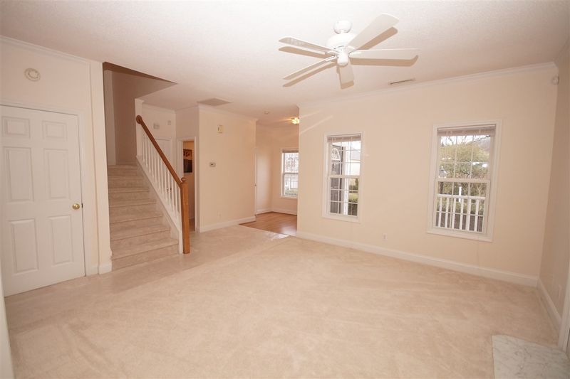 4119 Beaufain St, Raleigh, NC 27604