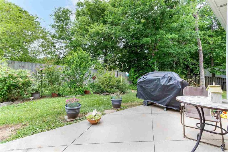 412 Cadbury Ct, Graham, NC 27253