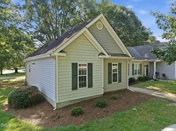 412 College St, Youngsville, NC 27596
