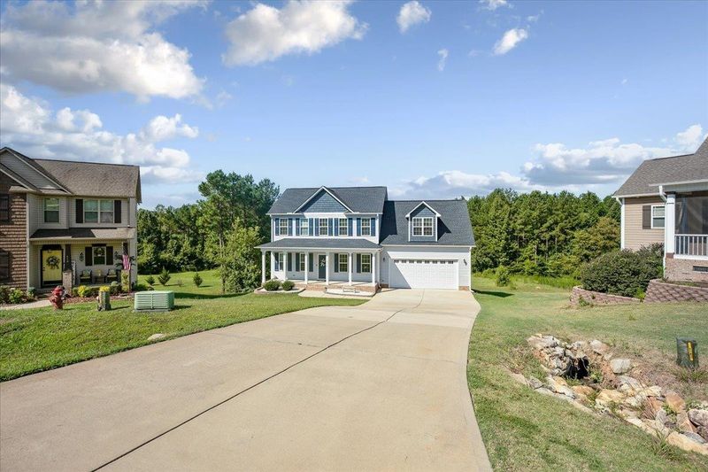 412 Crystal Creek Dr, Clayton, NC 27520