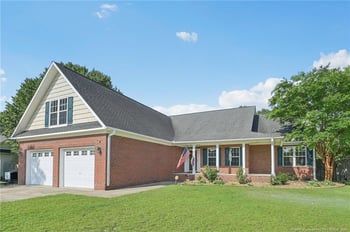 412 Dunbar Dr, Lillington, NC 27546