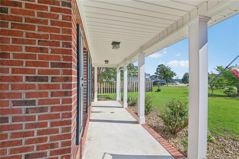 412 Dunbar Dr, Lillington, NC 27546