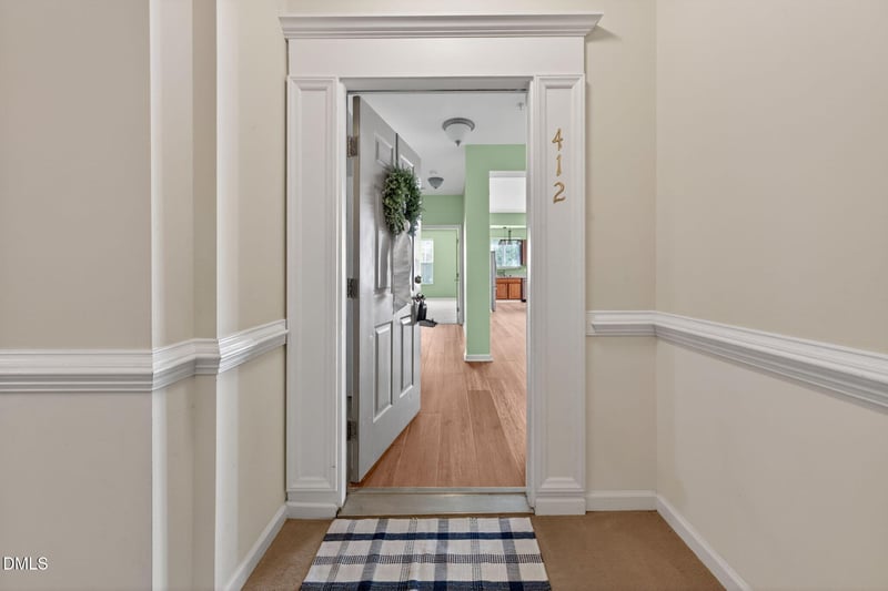 412 Eyam Hall Ln, Apex, NC 27502