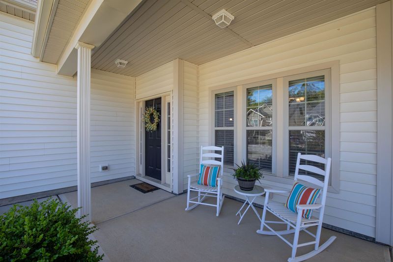412 Forest Haven Dr, Holly Springs, NC 27540