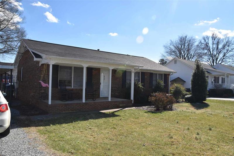 412 Green, Graham, NC 27253