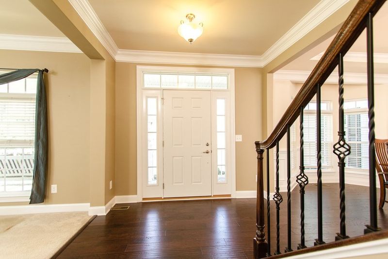 412 Hilliard Forest Dr, Cary, NC 27519