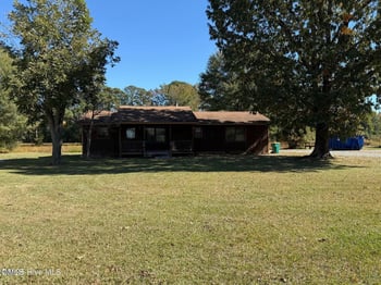 412 Main St, Selma, NC 27576