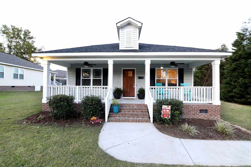 412 W Martin St, Benson, NC 27504