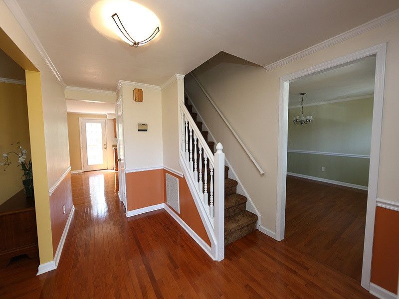 412 SE Maynard Rd, Cary, NC 27511