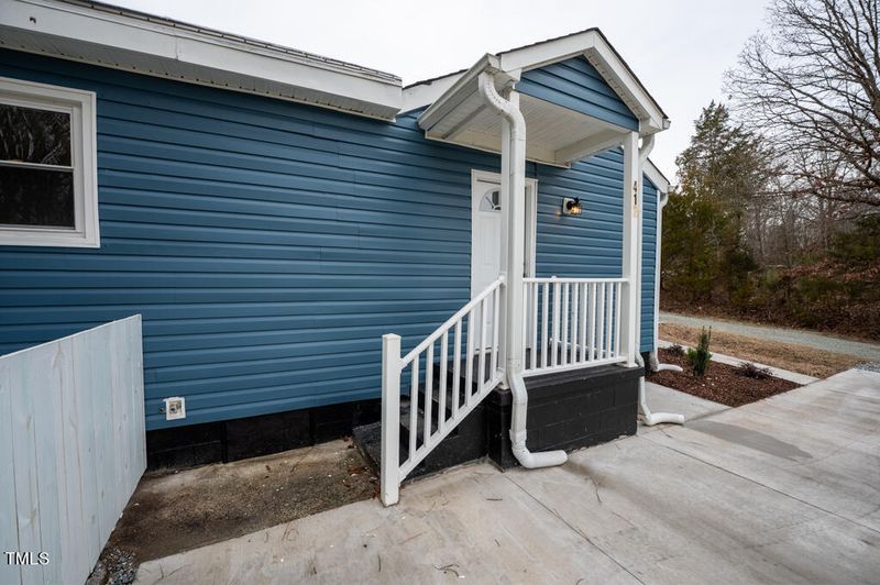 412 Michel St, Burlington, NC 27217